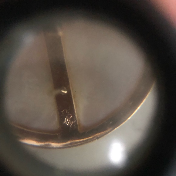 14k Gold Mabe’ Pearls earrings - Picture 4 of 5